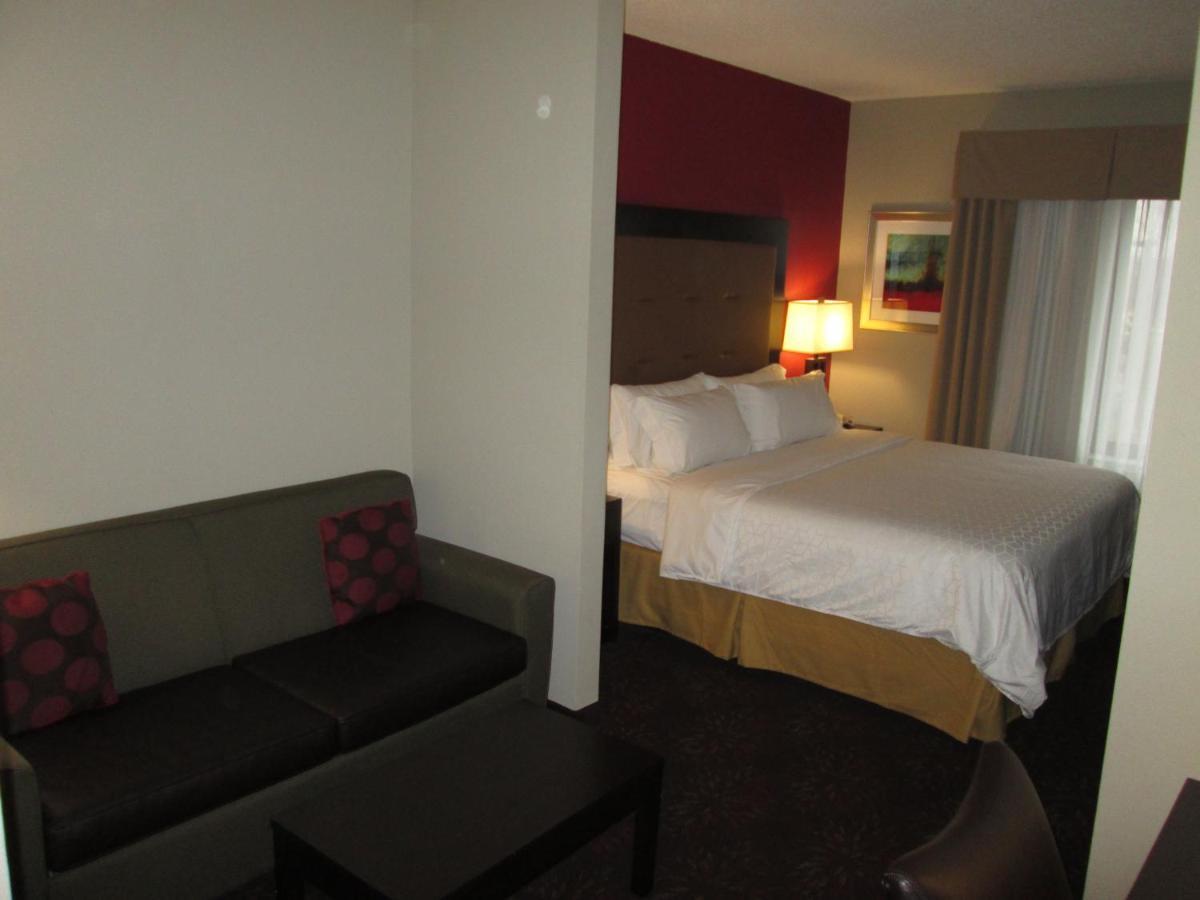 Holiday Inn Express Cloverdale - Greencastle By Ihg Buitenkant foto