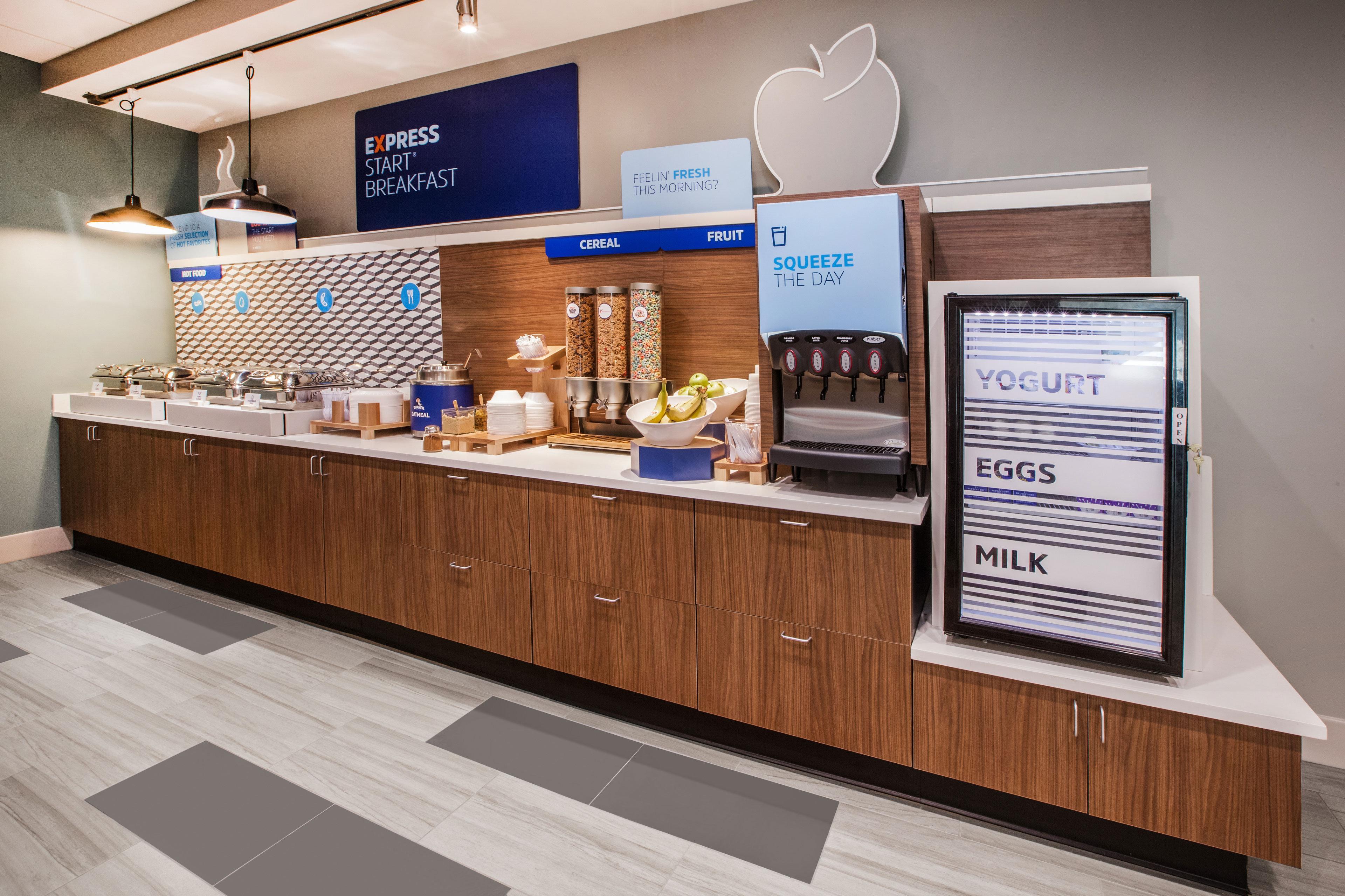 Holiday Inn Express Cloverdale - Greencastle By Ihg Buitenkant foto