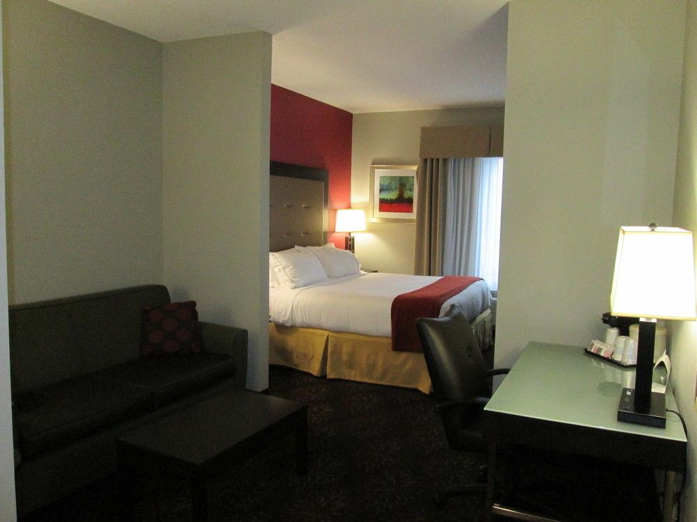 Holiday Inn Express Cloverdale - Greencastle By Ihg Buitenkant foto